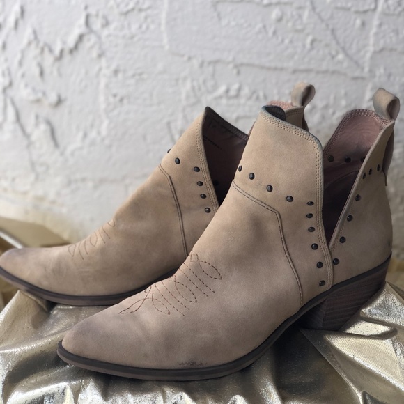 Universal Thread short boot - Picture 3 of 3